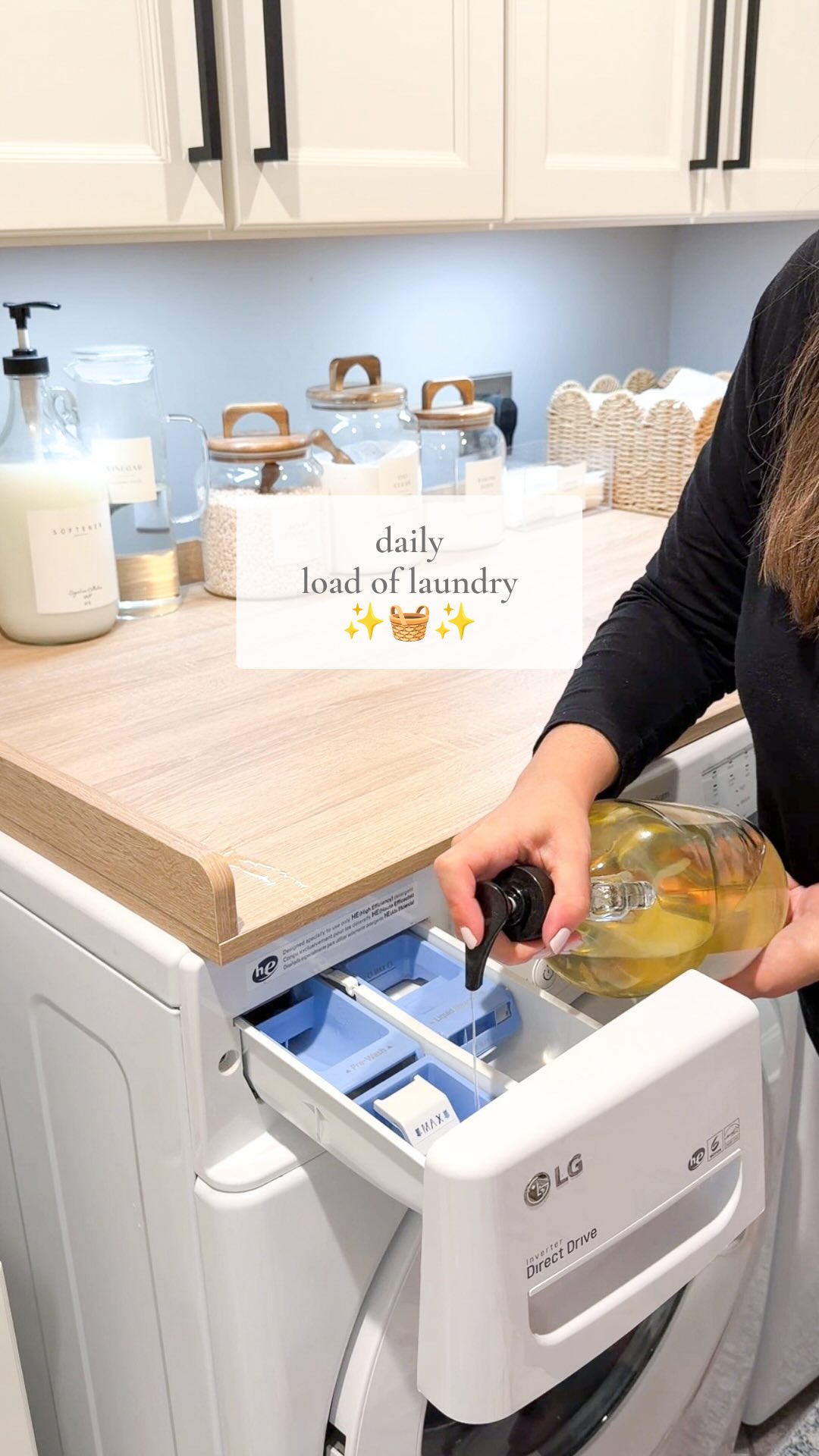 The way I wish laundry actually happened this fast 🧺✨ #laundry #laundryday #laundryroom #laundryroutine #dailylaundry